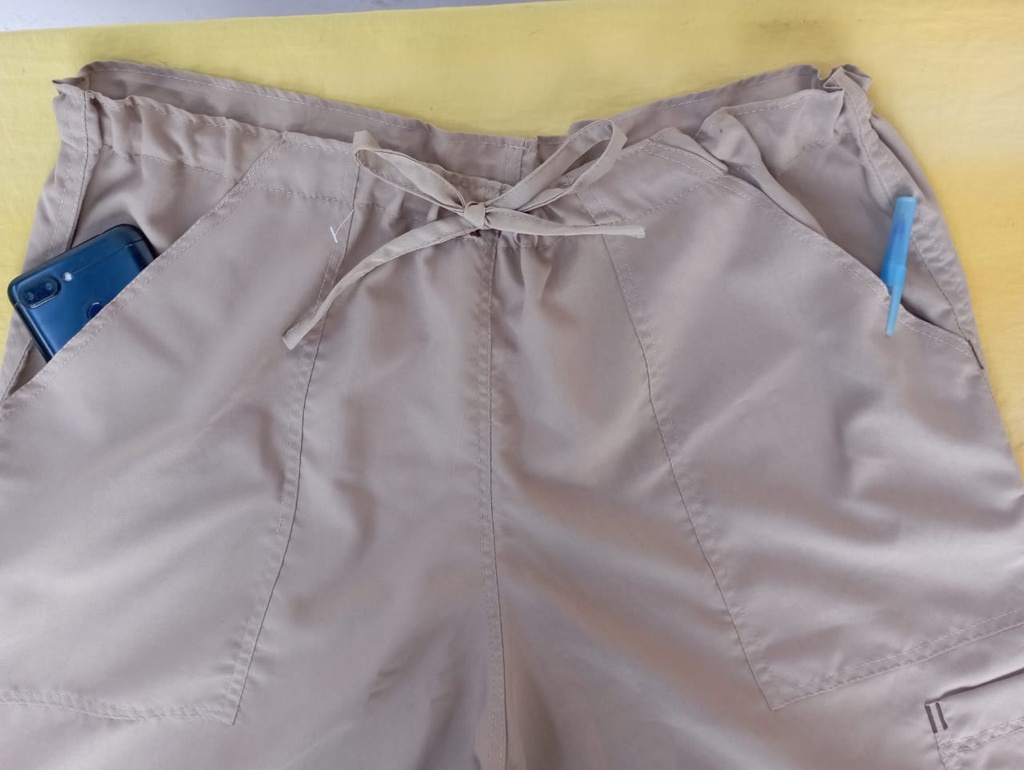 PANTALÓN MODELO 6